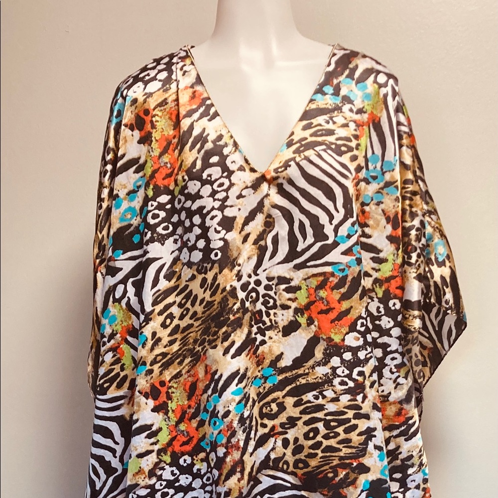 Vintage Bobbie Brooks
Animal Print Caftan
OS
Comfort leisure sexy